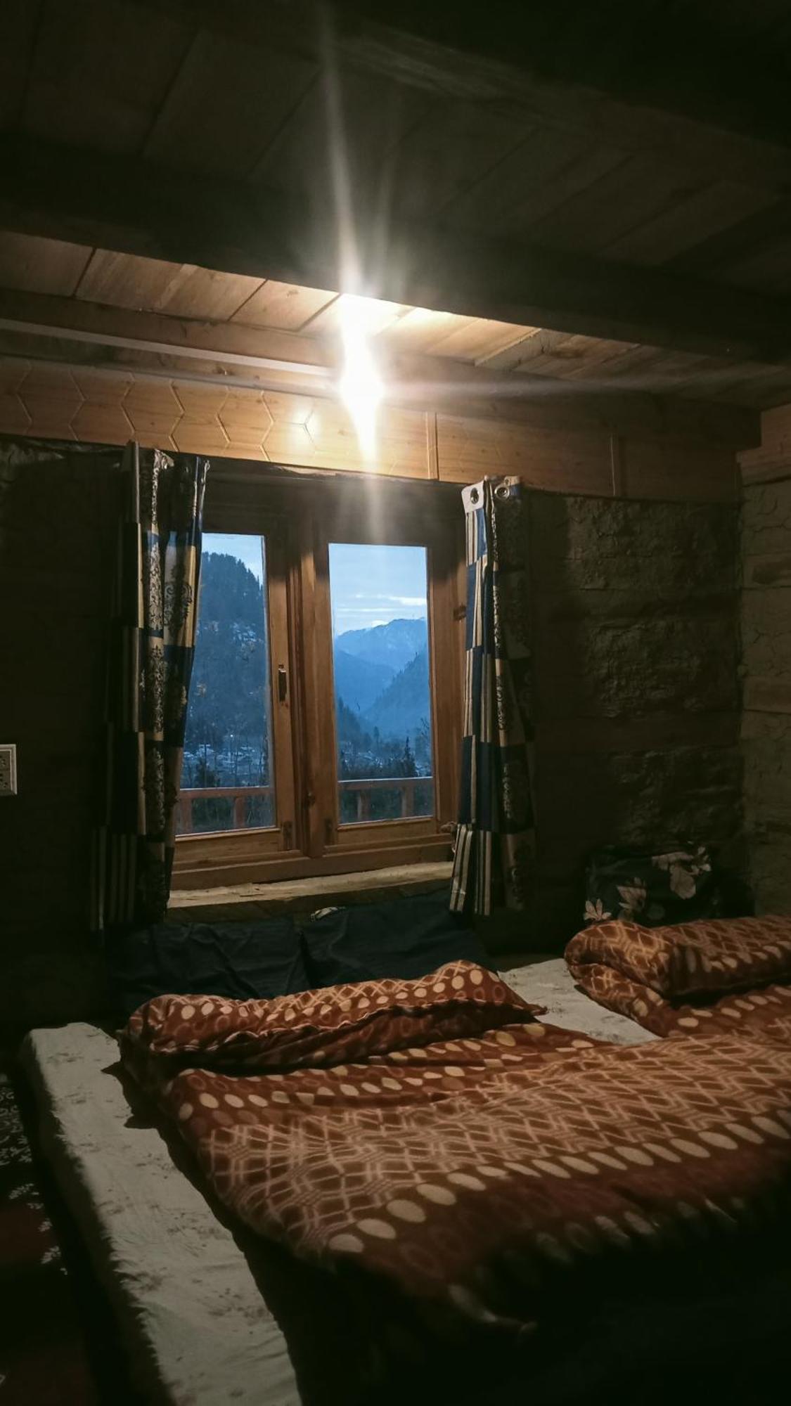 Woodstock Villa Rooms&Entirevilla Tulga Kalgha Eksteriør bilde